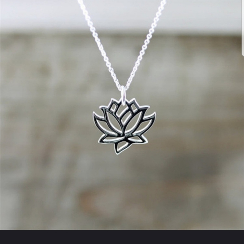 Dainty Lotus Flower Necklace in SILVER